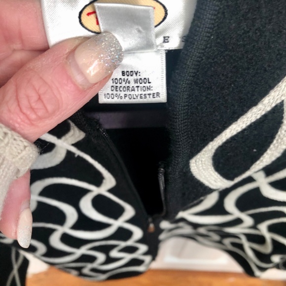 Talbots wool blazer/jacket, black, w/white embroidered design Small - Picture 11 of 13